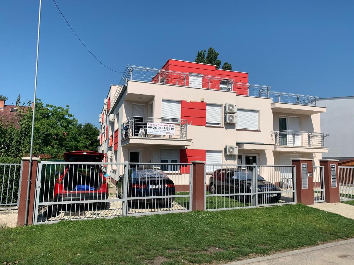 Veritas Apartment Замарді Екстер'єр фото