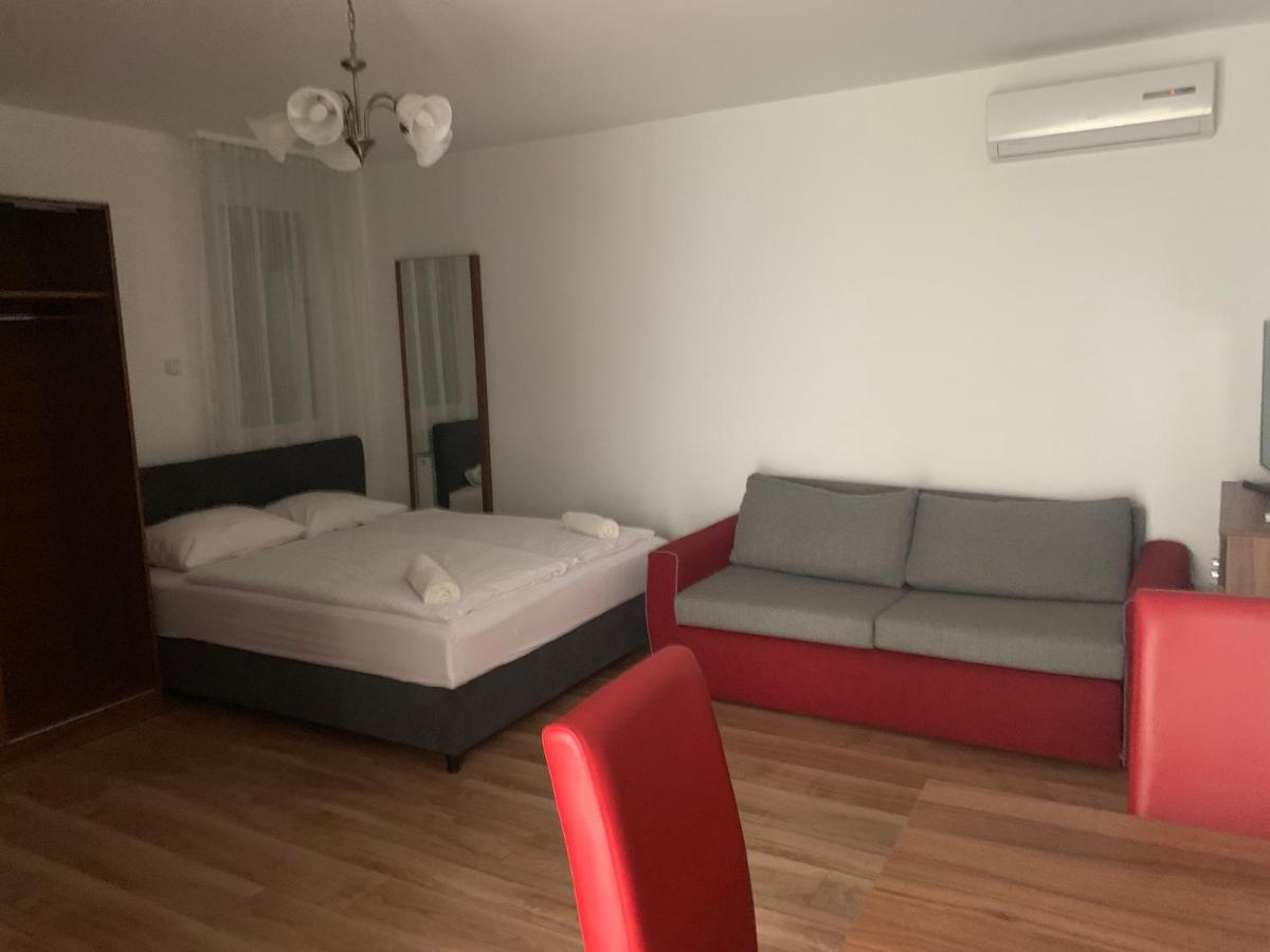 Veritas Apartment Замарді Екстер'єр фото
